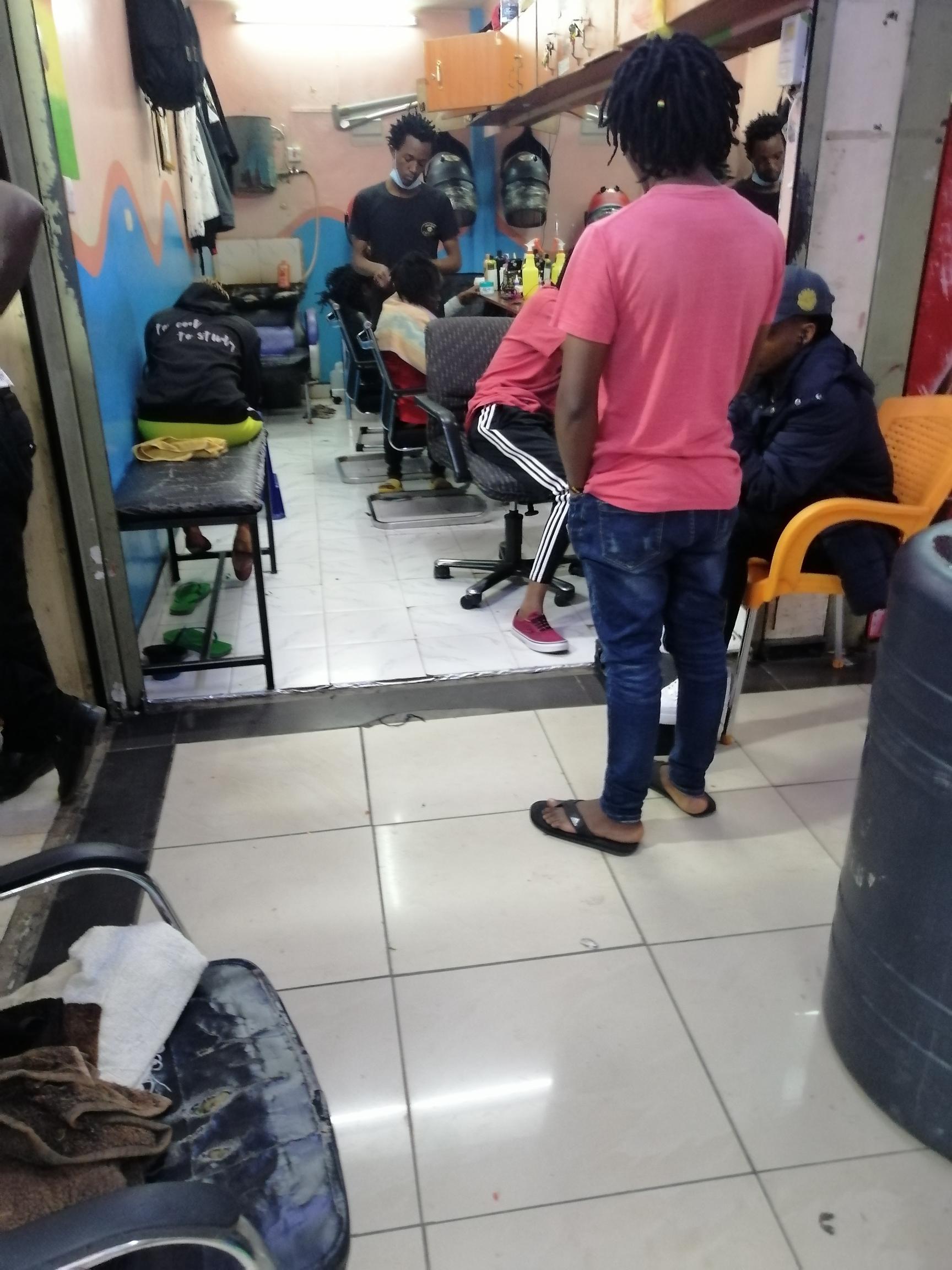 Ma twins salon