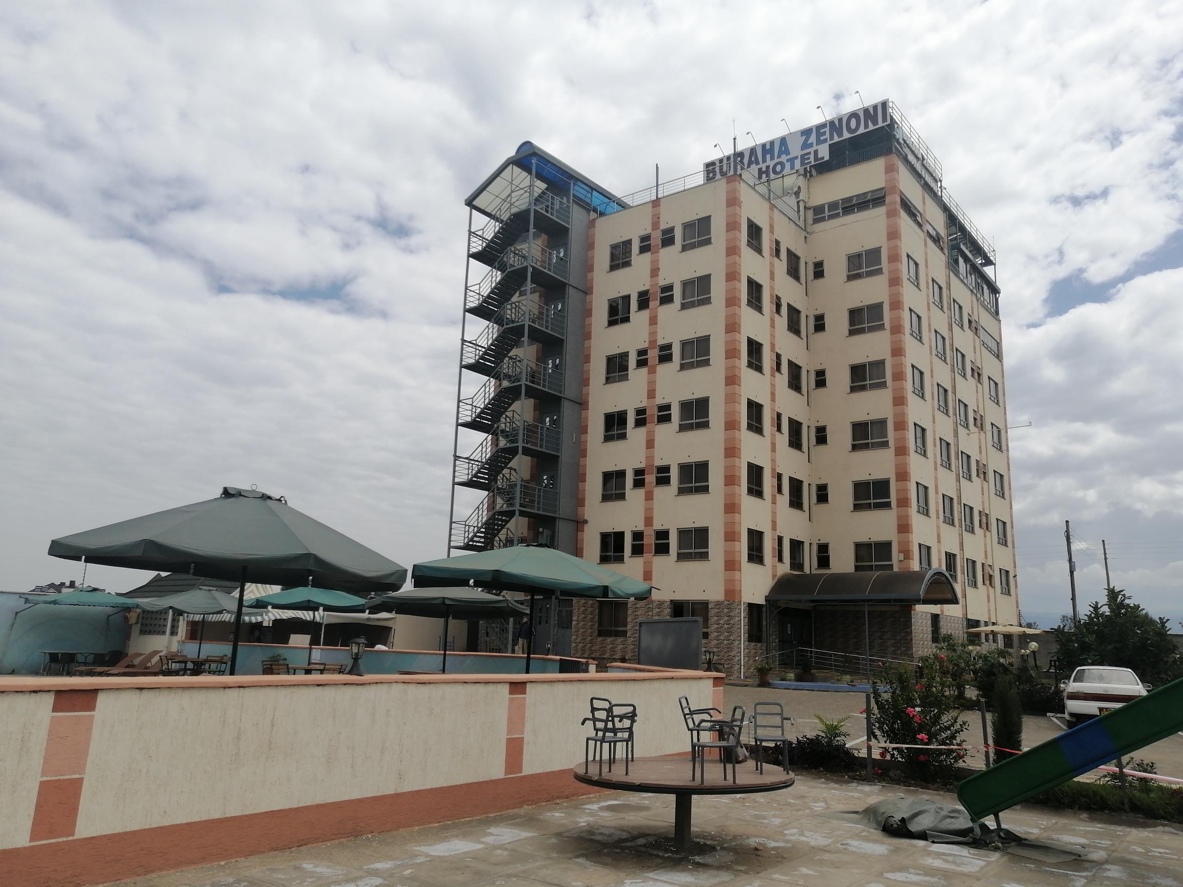 Zenoni Hotel and Resort
